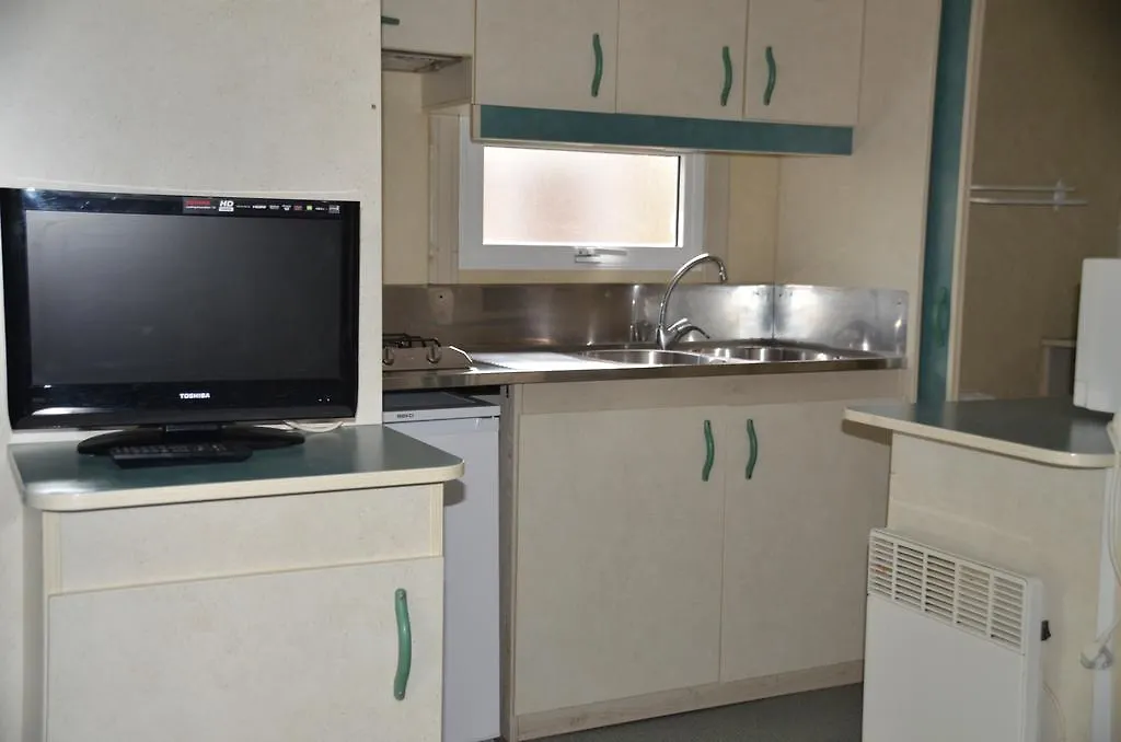 Bungalows Camping Canos De Meca Hotel Barbate Campsite